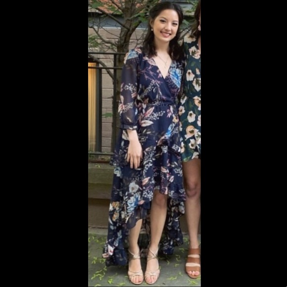 Lulu’s Navy floral dress - Picture 5 of 5